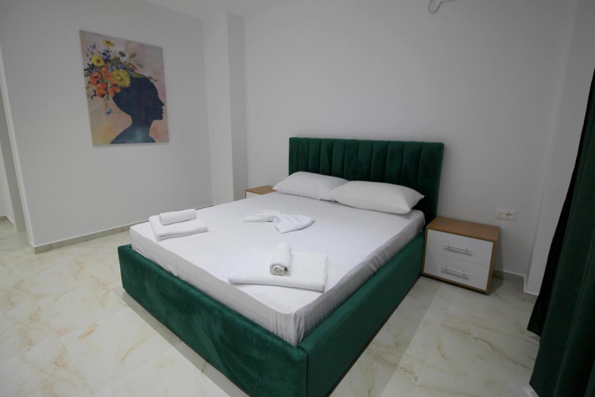 Moonshine Hotel Ksamil Exteriér fotografie